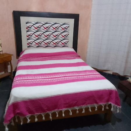 Hospedaje Casa Cortés - Recamaras de Descanso en Tepoztlán Mor Exterior foto
