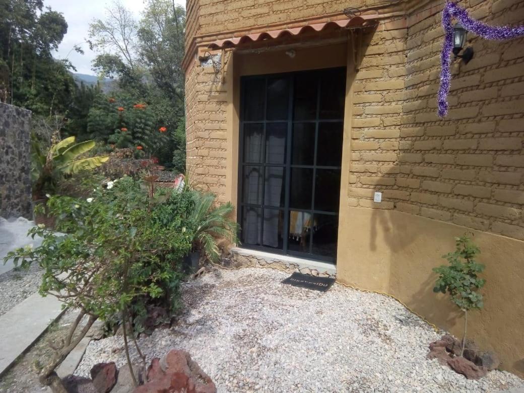 Hospedaje Casa Cortés - Recamaras de Descanso en Tepoztlán Mor Exterior foto